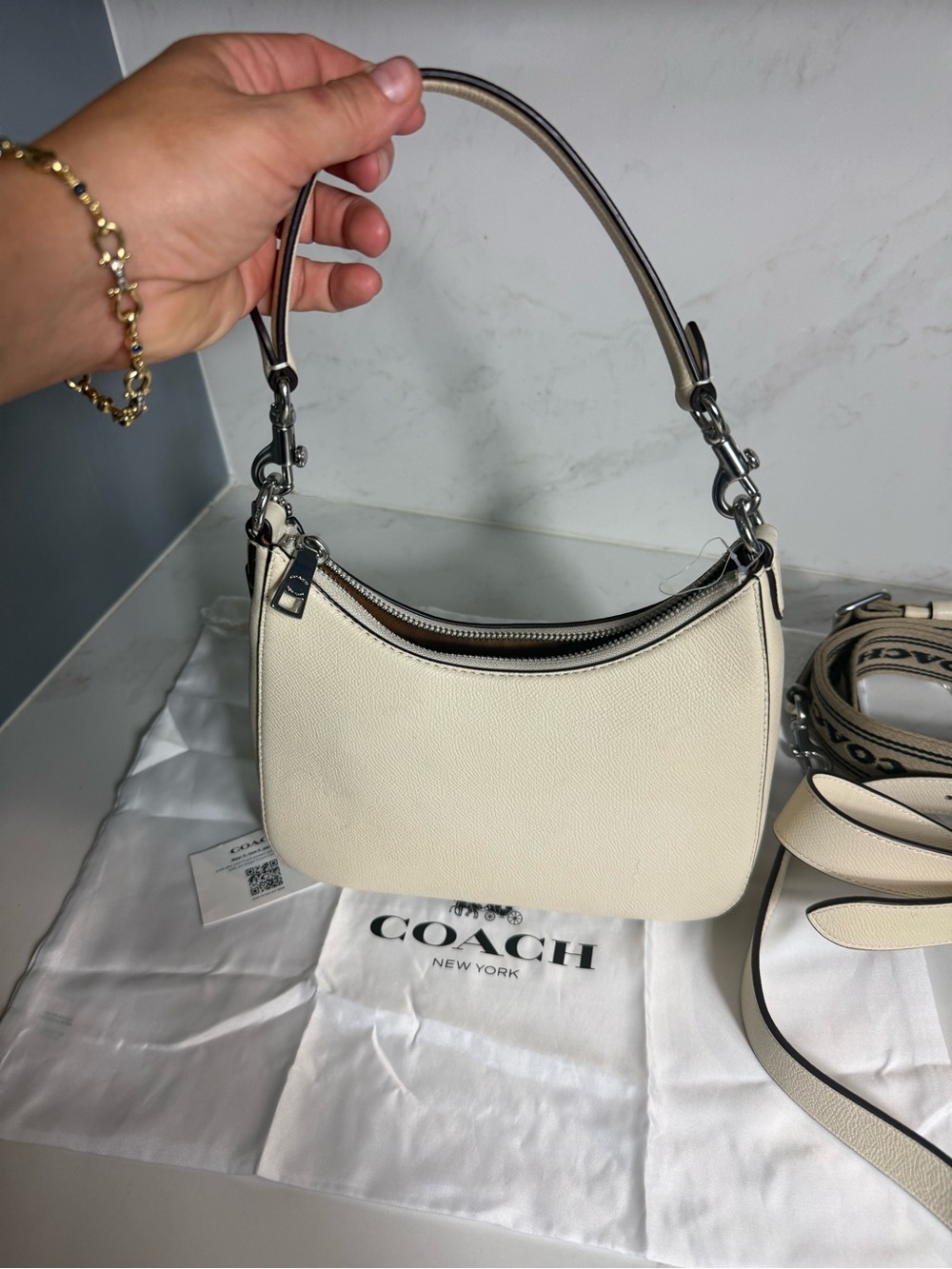 COACH Crossgrain leather small hobo crossbody bag - White NWT - Picture 10 of 16